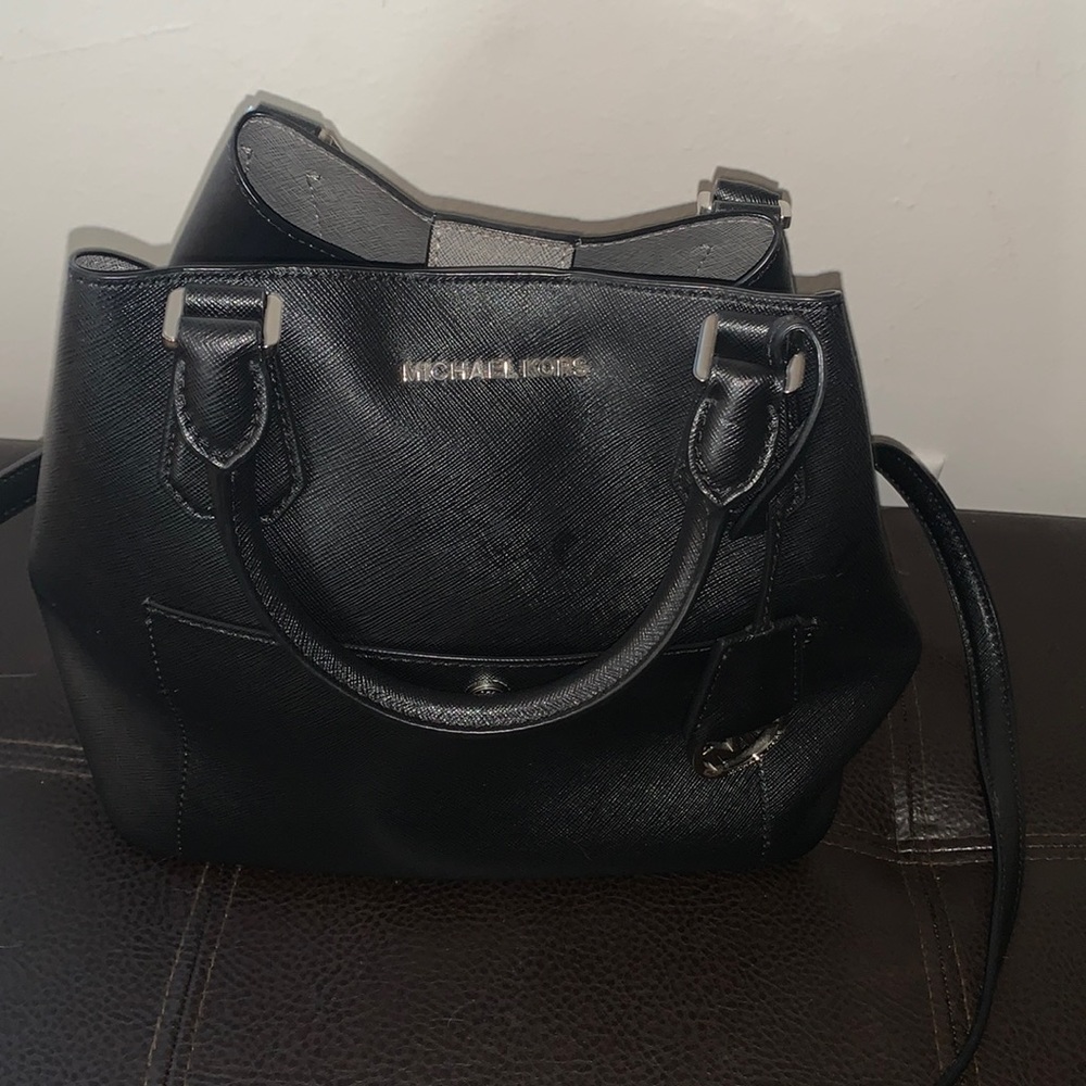 Bag never used. In perfect condition.